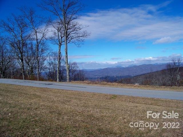 Property image 1 at 246 Snow Ridge Drive, Hendersonville, NC 28792