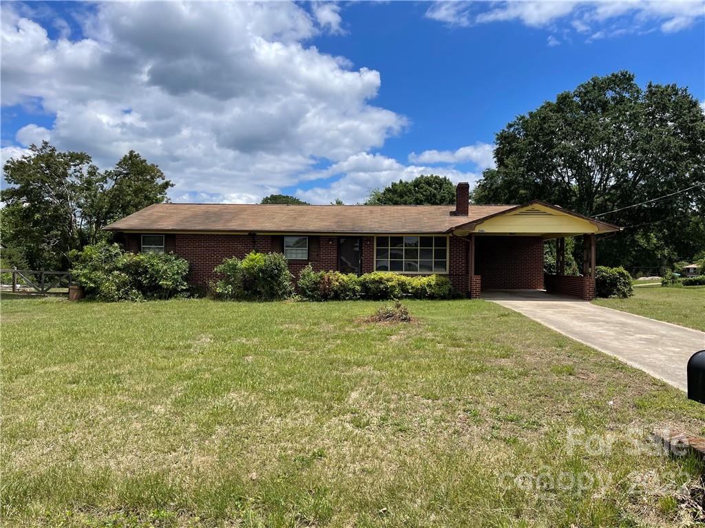 Property image 1 at 2408 28th Street, Hickory, NC 28601