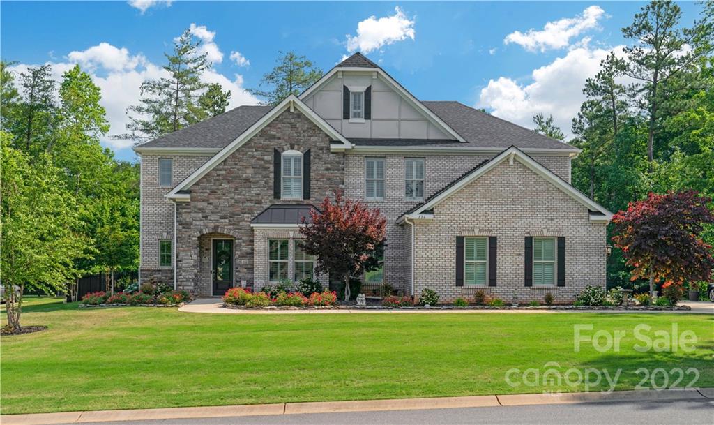 Property image 1 at 226 S San Agustin Drive, Mooresville, NC 28117