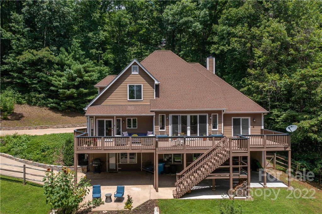 Property image 1 at 289 Independence Boulevard, Asheville, NC 28805