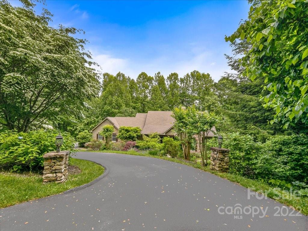 Property image 1 at 140 Mount Hebron Road, Hendersonville, NC 28739