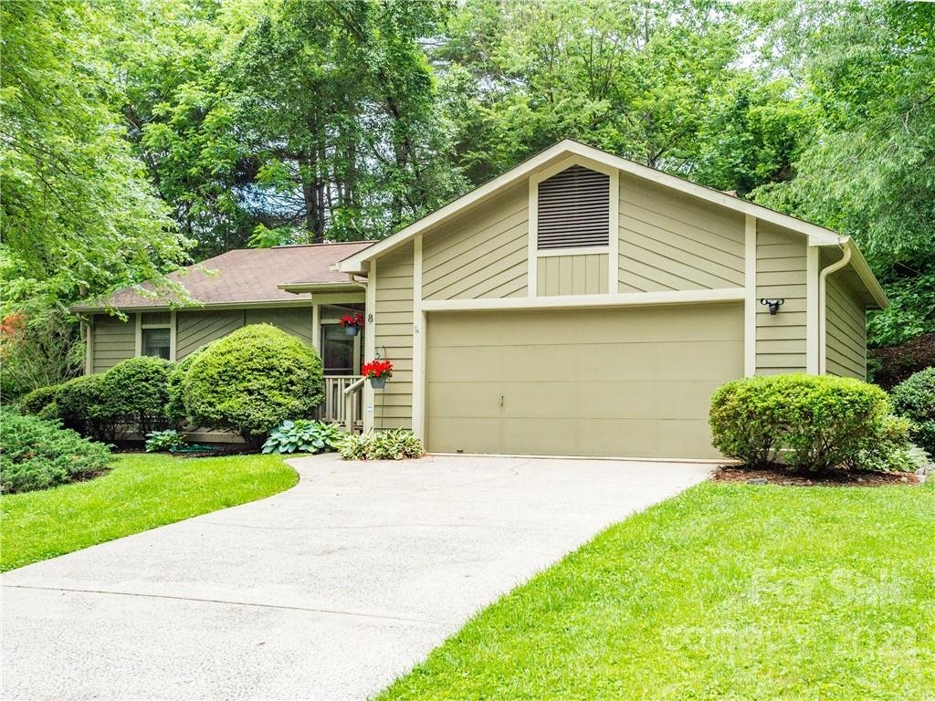 Property image 1 at 8 Turkey Toe Lane, Arden, NC 28704