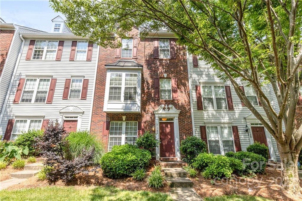 11734 Fiddlers Roof Lane