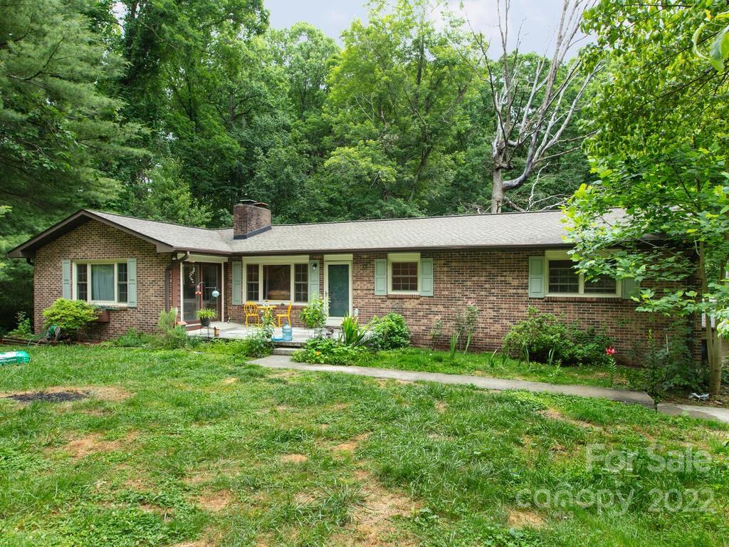 Property image 1 at 61 Chukkar Trail, Hendersonville, NC 28792