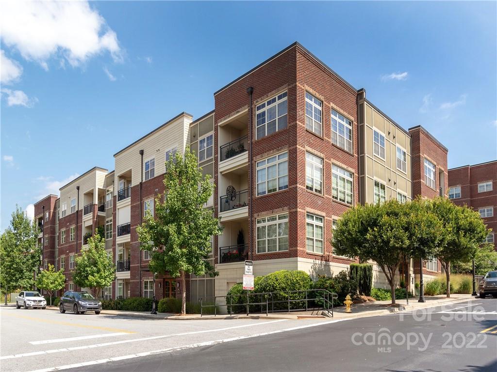 Property image 1 at 5 Farleigh Street, Asheville, NC 28803