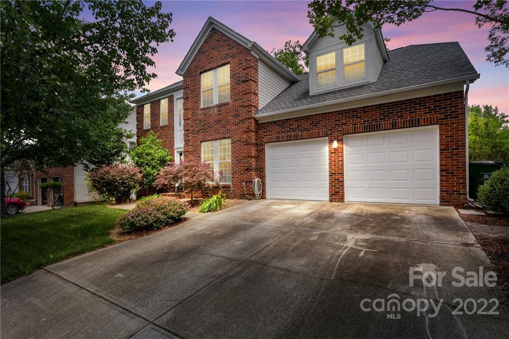 Property image 1 at 2331 Comfrey Court, Charlotte, NC 28213