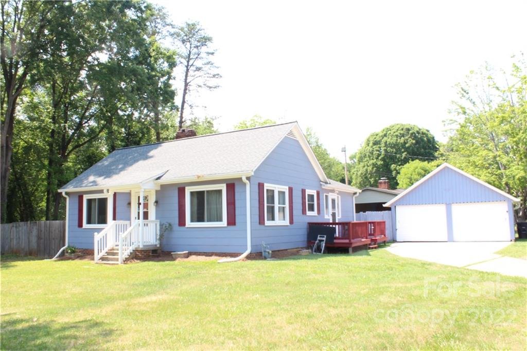 Property image 1 at 1221 Belle Avenue, Statesville, NC 28677