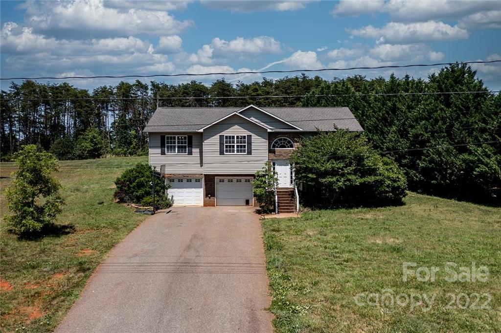 Property image 1 at 3301 47th Avenue Place, Hickory, NC 28601