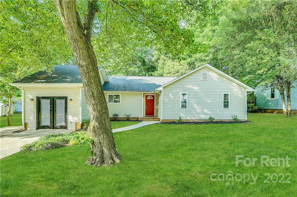 Property image 1 at 7820 Hickory Hollow Lane, Charlotte, NC 28227