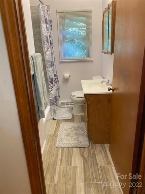 Property image 1 at 27 Wentworth Avenue, Asheville, NC 28803