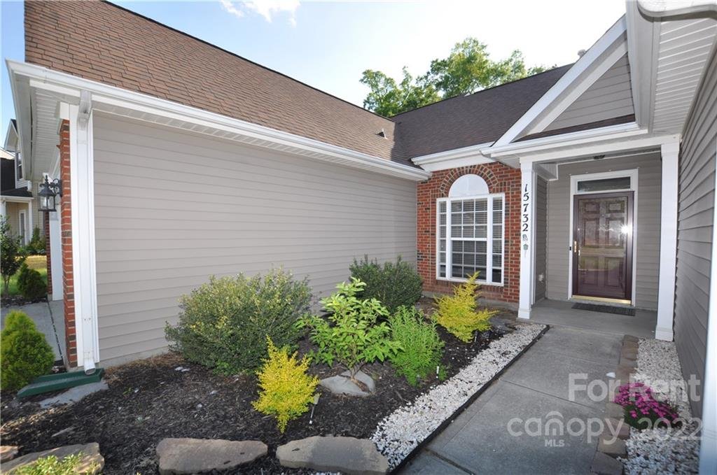 Property image 1 at 15732 Pedlar Mills Road, Charlotte, NC 28278