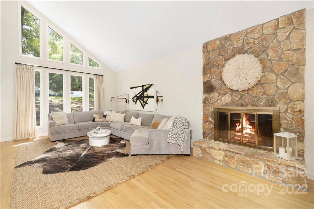 5416 Woodcreek Drive