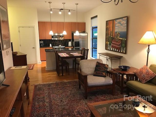 Property image 1 at 525 6th Street, Charlotte, NC 28202