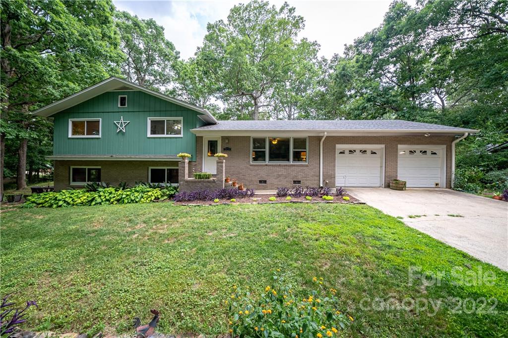 Property image 1 at 2124 Woodcroft Lane, Albemarle, NC 28001