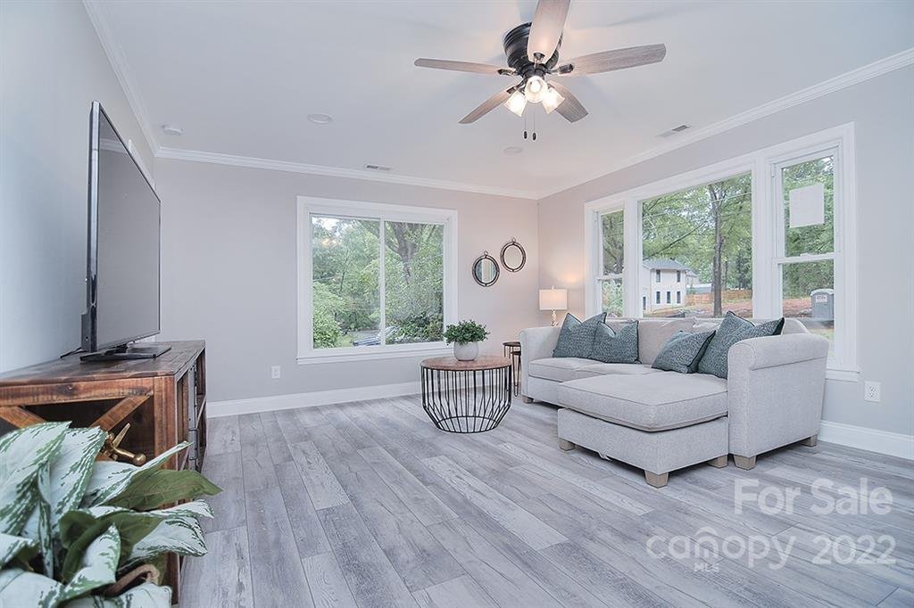 Property image 1 at 119 Meadowbrook Lane, Davidson, NC 28036