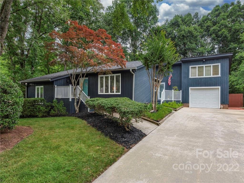 Property image 1 at 7315 Willow Creek Drive, Charlotte, NC 28270