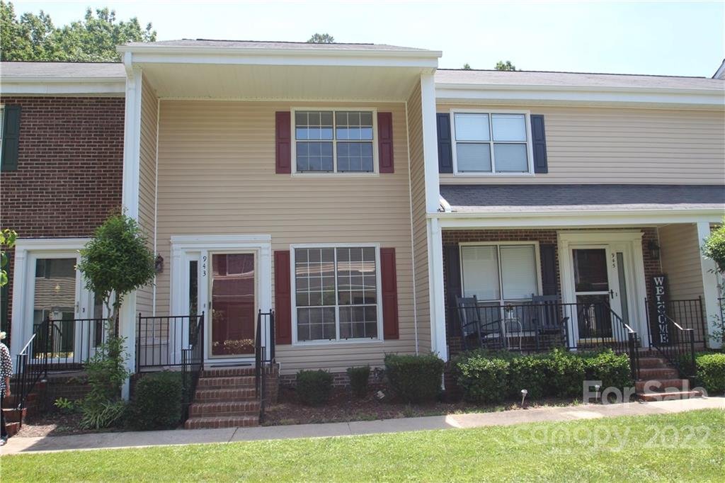 Property image 1 at 943 Surry Lane, Gastonia, NC 28054