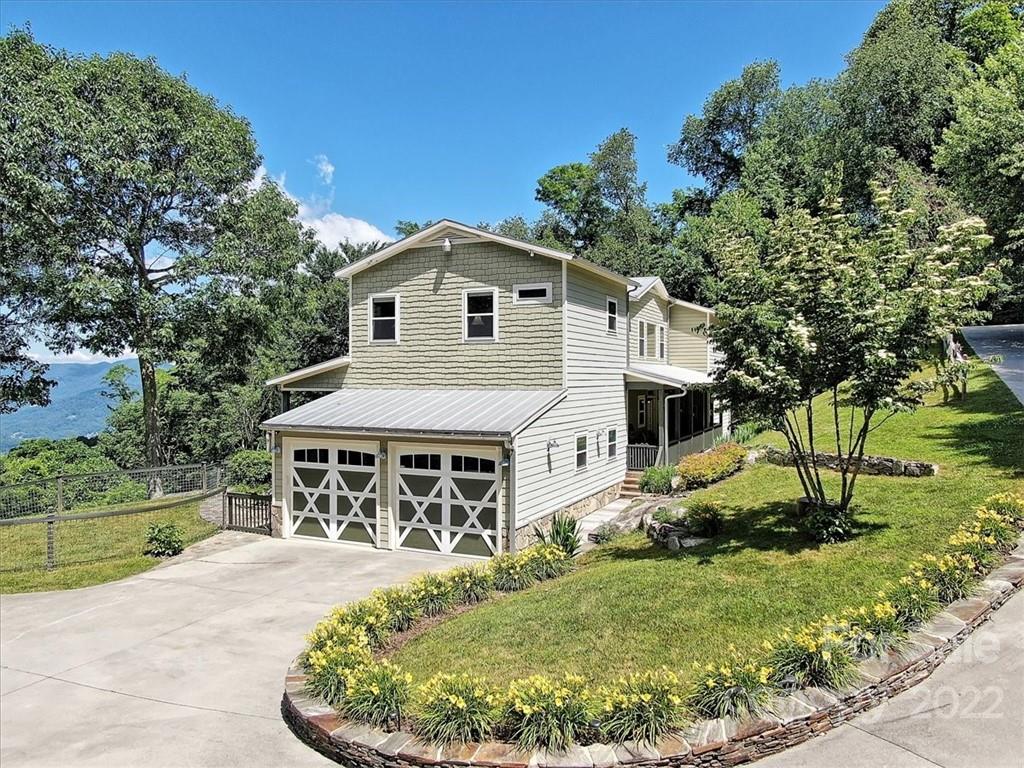 Property image 1 at 1302 Presidential Drive, Waynesville, NC 28786