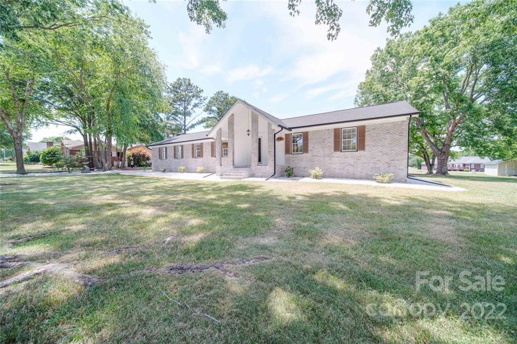 Property image 1 at 4410 Coddle Creek Drive, Concord, NC 28027