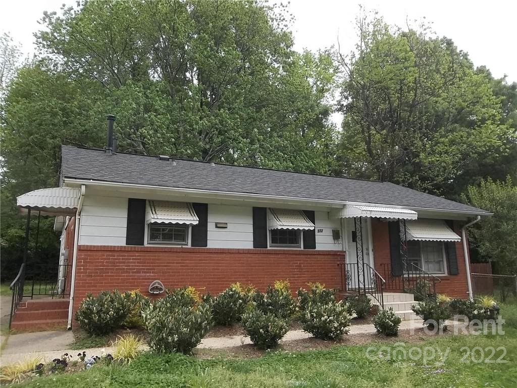 Property image 1 at 372 Leafmore Drive, Charlotte, NC 28213