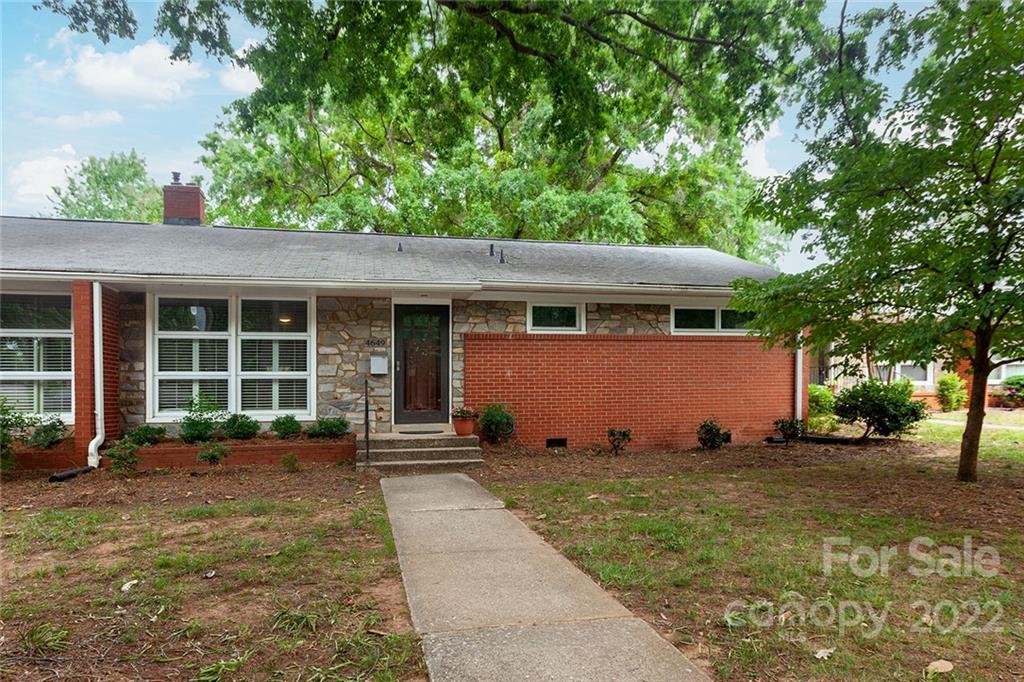 Property image 1 at 4649 Woodlark Lane, Charlotte, NC 28211