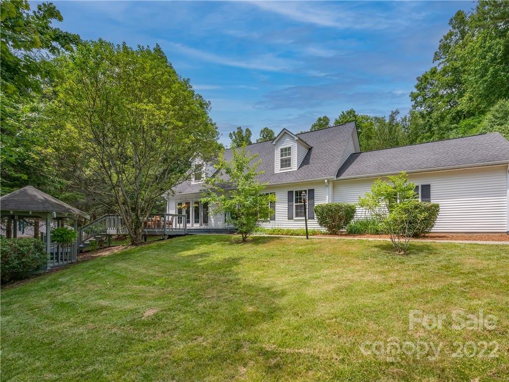 Property image 1 at 107 Lone Eagle Lane, Hendersonville, NC 28739