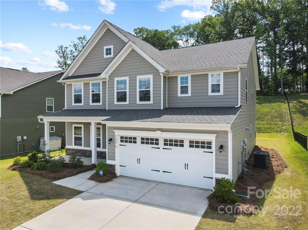 Property image 1 at 10258 Paper Birch Drive, Charlotte, NC 28215