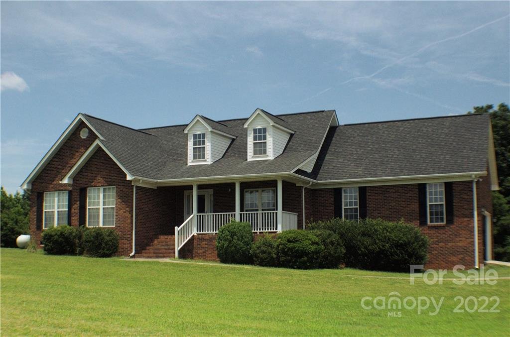 6713 Edwards Farm Lane