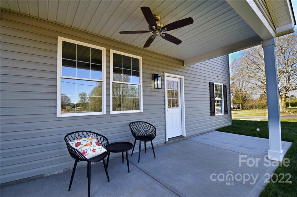 Property image 1 at 2510 Snow Creek Road, Hickory, NC 28601