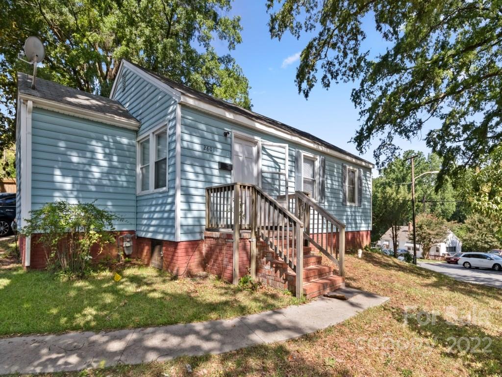 2601 Columbus Circle