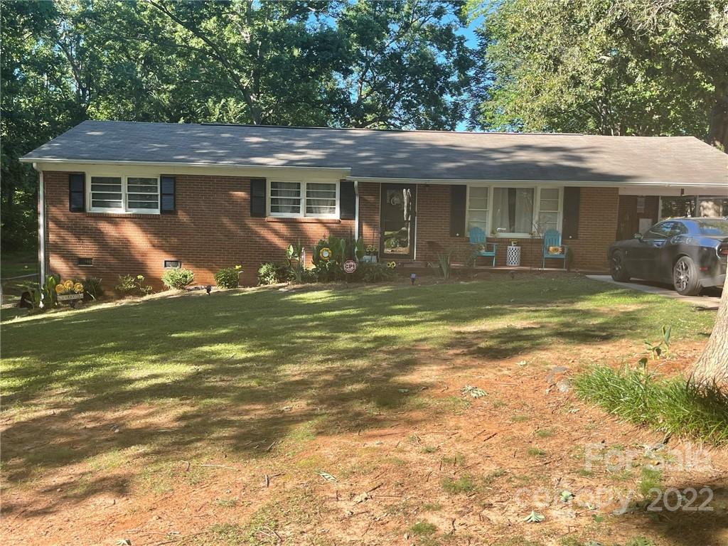 Property image 1 at 3514 Merry Oaks Lane, Dallas, NC 28034