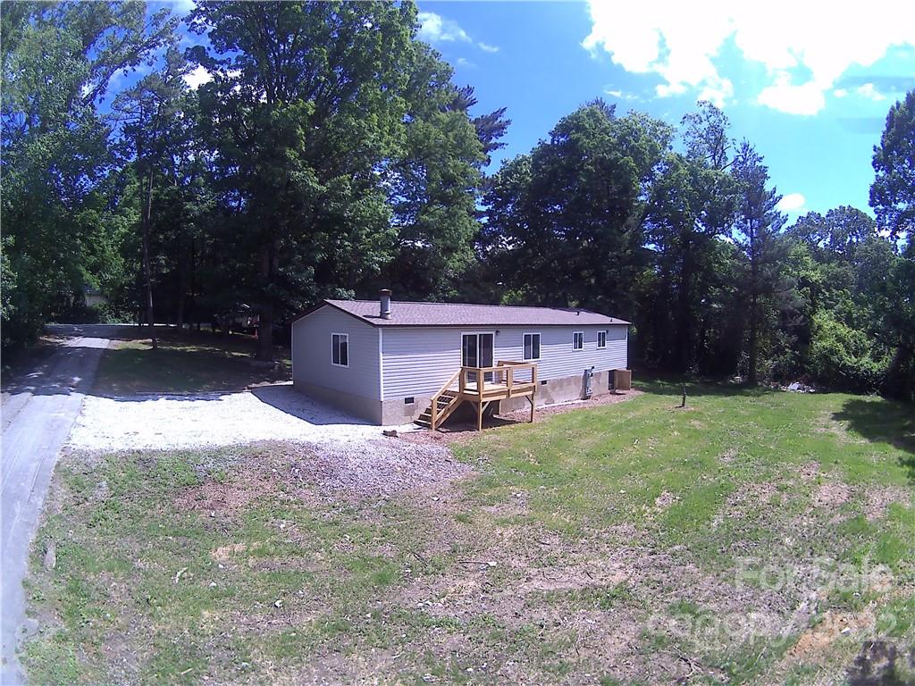 Property image 1 at 21 Mountain Road, Hendersonville, NC 28791