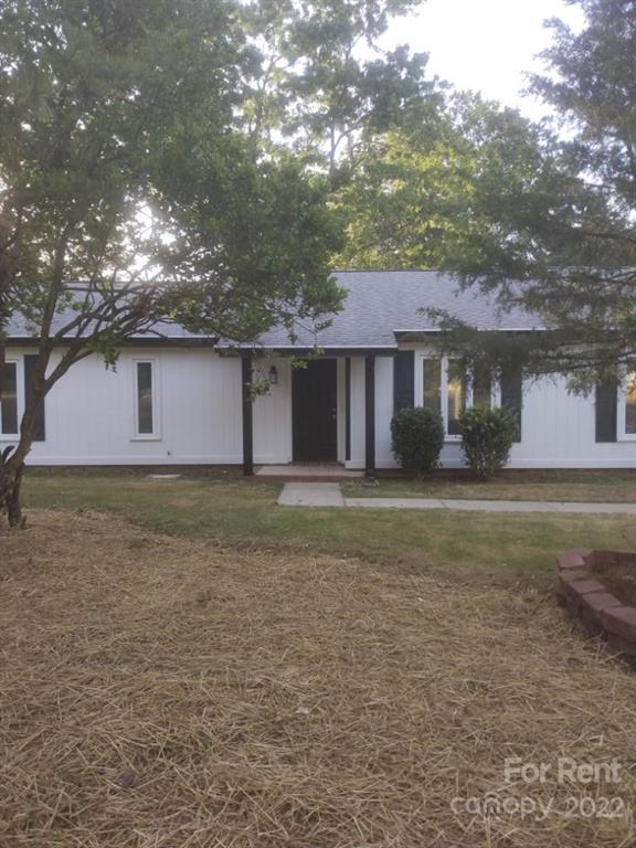 Property image 1 at 11902 Five Cedars Road, Charlotte, NC 28226