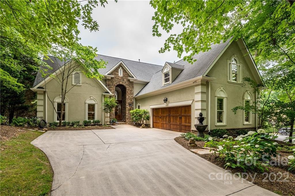 21300 Blakely Shores Drive