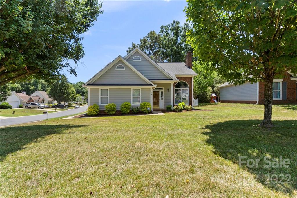 Property image 1 at 14212 Carriage Lake Drive, Charlotte, NC 28273