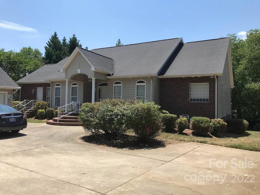 Property image 1 at 9245 Belle Pines Court, Sherrills Ford, NC 28673
