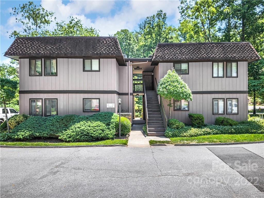 Property image 1 at 7 Lake Drive, Laurel Park, NC 28739