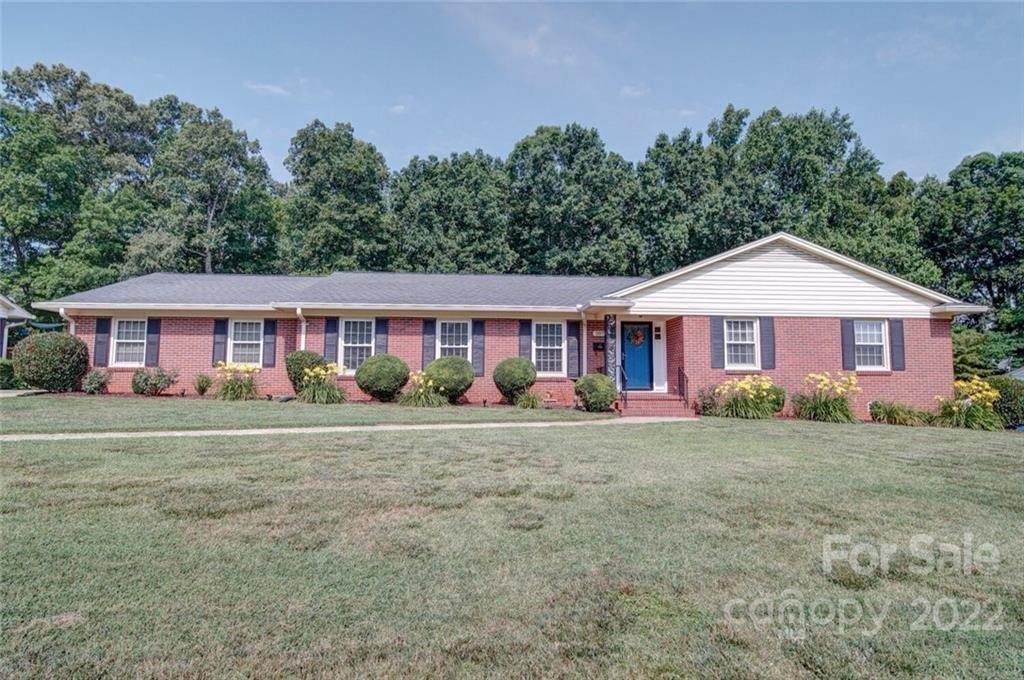 Property image 1 at 207 Madison Drive, Mount Holly, NC 28120