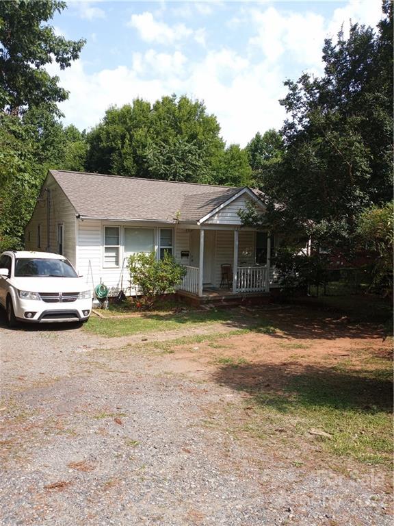 Property image 1 at 720 Dewolfe Street, Charlotte, NC 28208