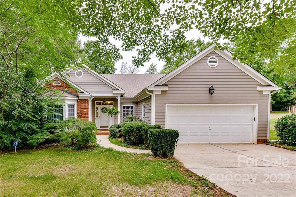 728 Tysons Forest Drive