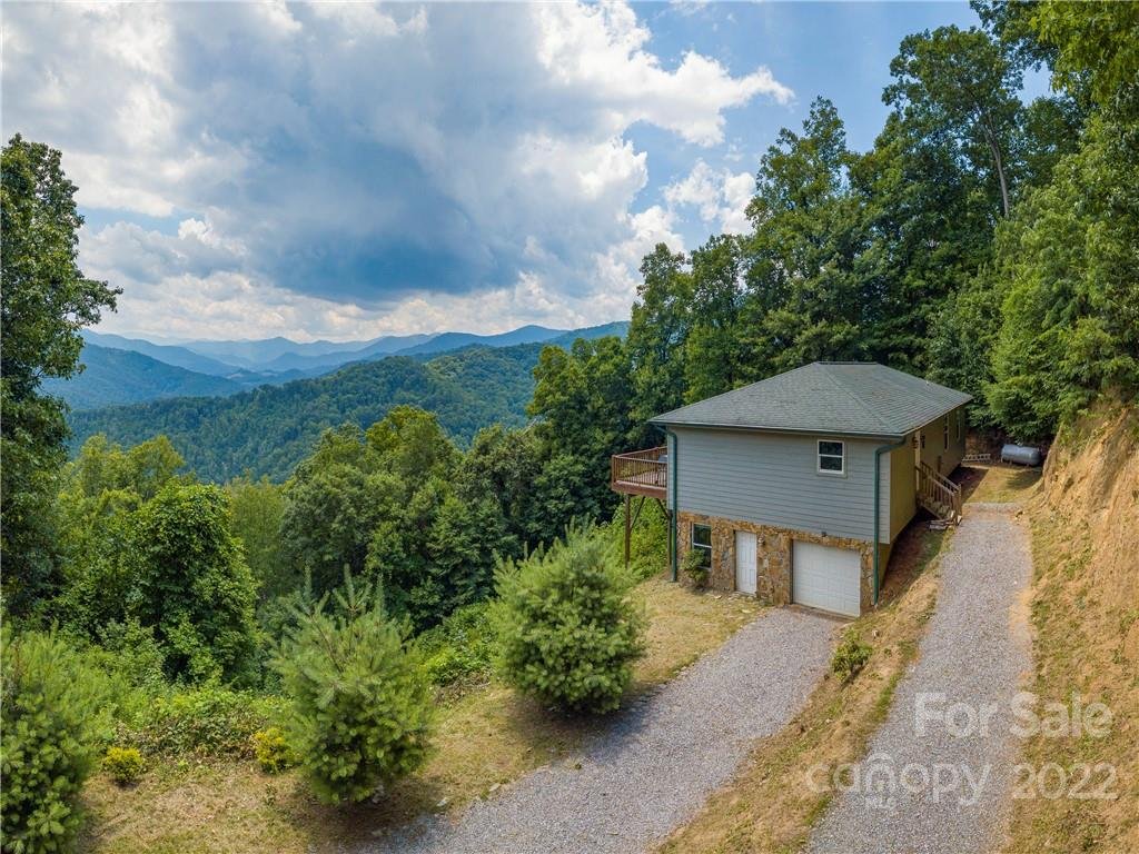 Property image 1 at 206 Cherry Berry Drive, Waynesville, NC 28785