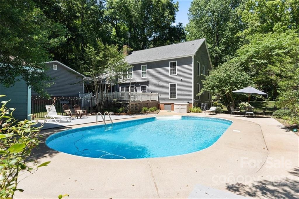 Property image 1 at 1602 Fairway Drive, Newton, NC 28658