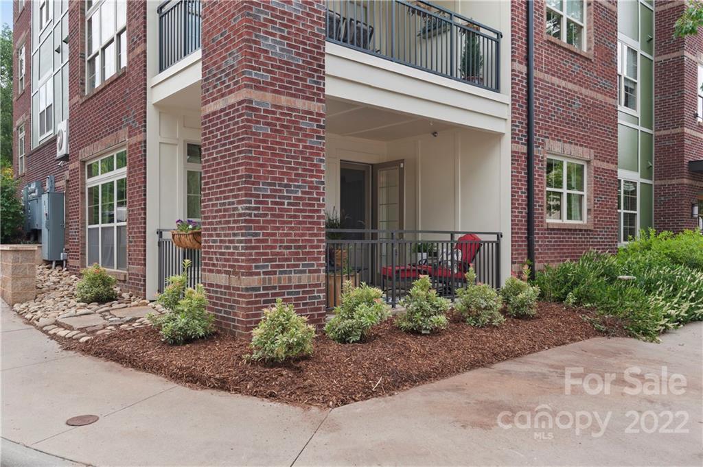 Property image 1 at 5 Farleigh Street, Asheville, NC 28803