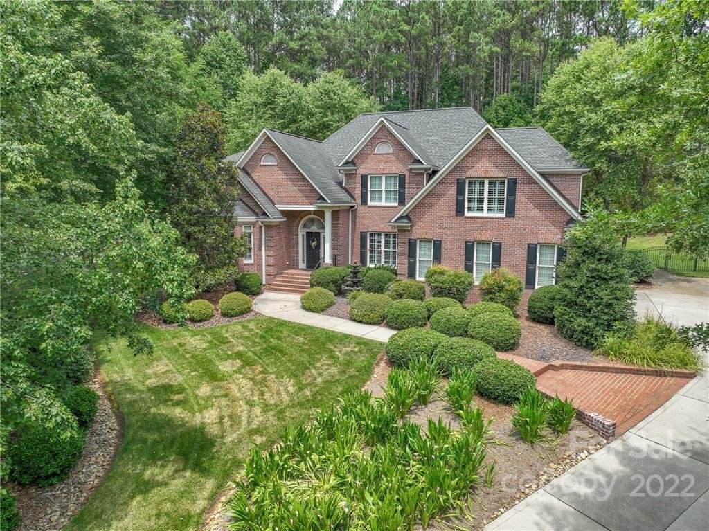 409 W Glenview Drive