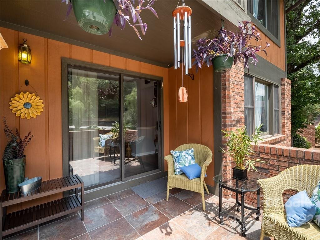 Property image 1 at 1755 Haywood Manor Road, Hendersonville, NC 28791