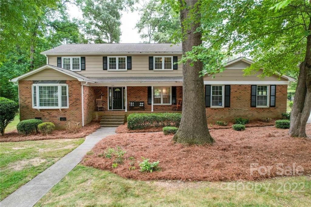 Property image 1 at 1501 Laurel Lane, Gastonia, NC 28054