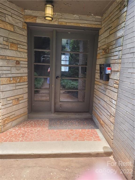 Property image 1 at 227 Dotger Avenue, Charlotte, NC 28207