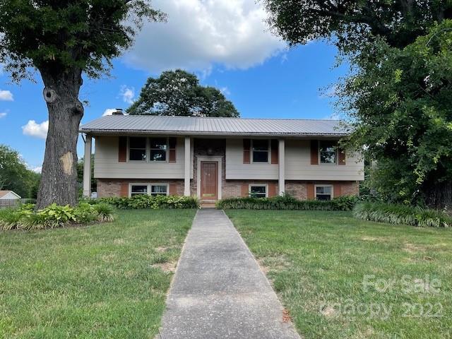 Property image 1 at 2332 24th Street, Hickory, NC 28601