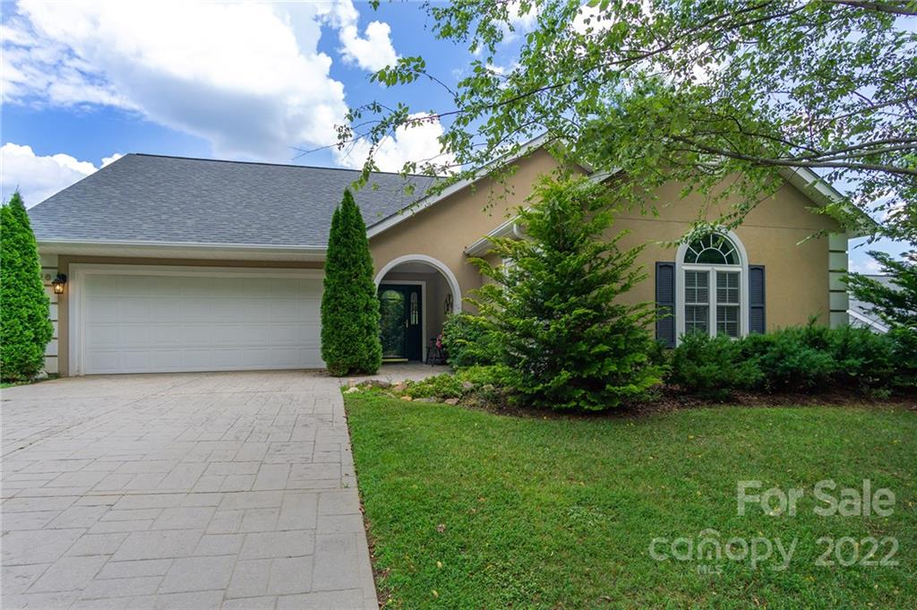 Property image 1 at 16 Stonebridge Drive, Asheville, NC 28805