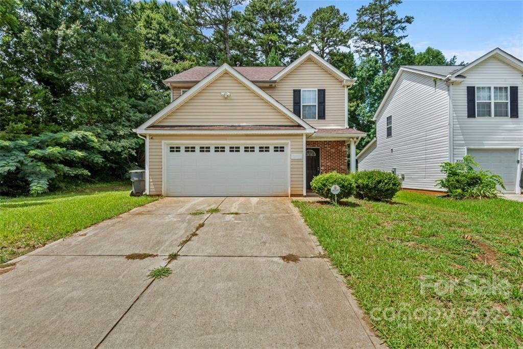 Property image 1 at 644 Stillgreen Lane, Charlotte, NC 28214